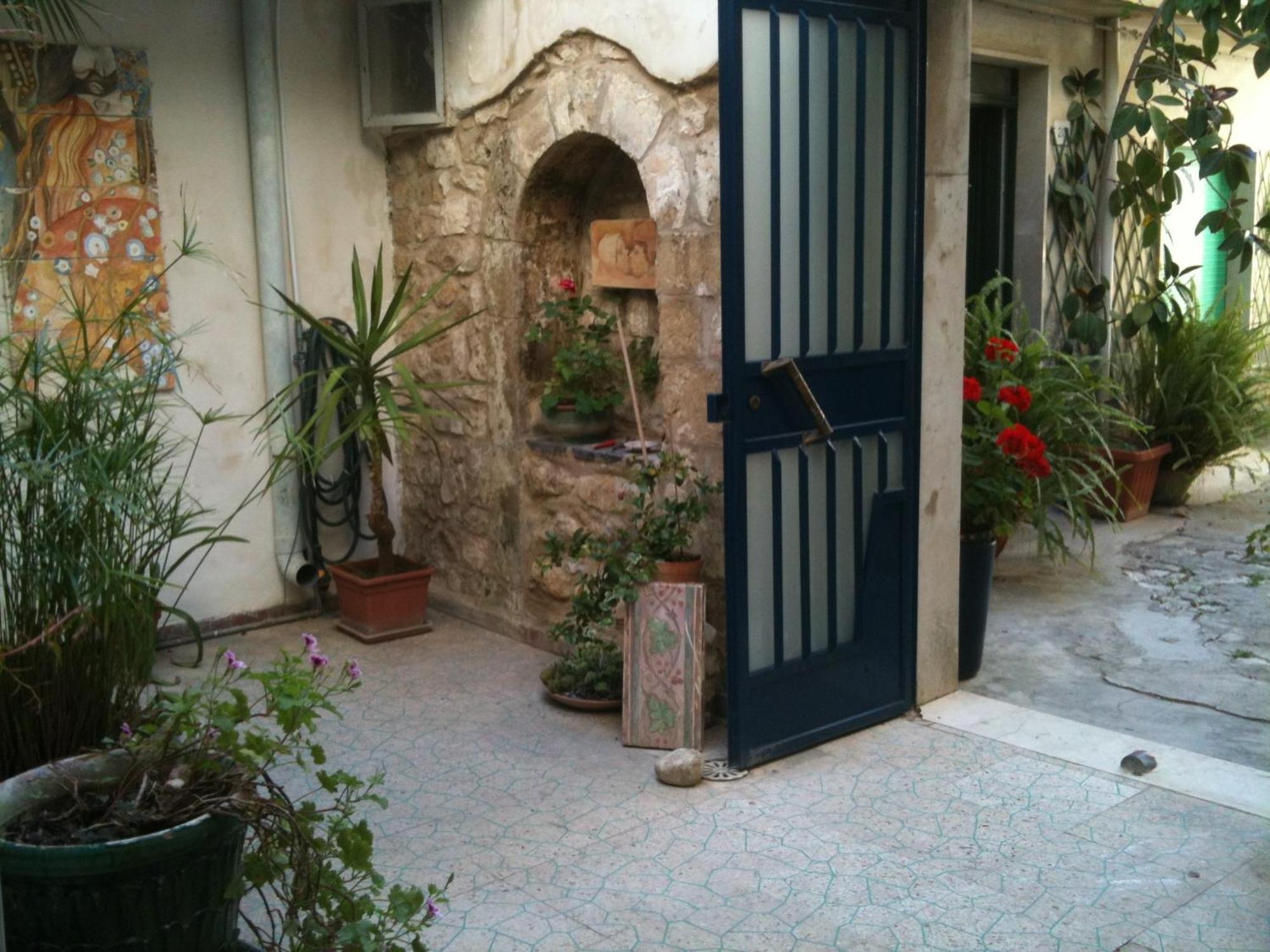 I Tetti Di Siciliando Bed & Breakfast Модика Екстериор снимка