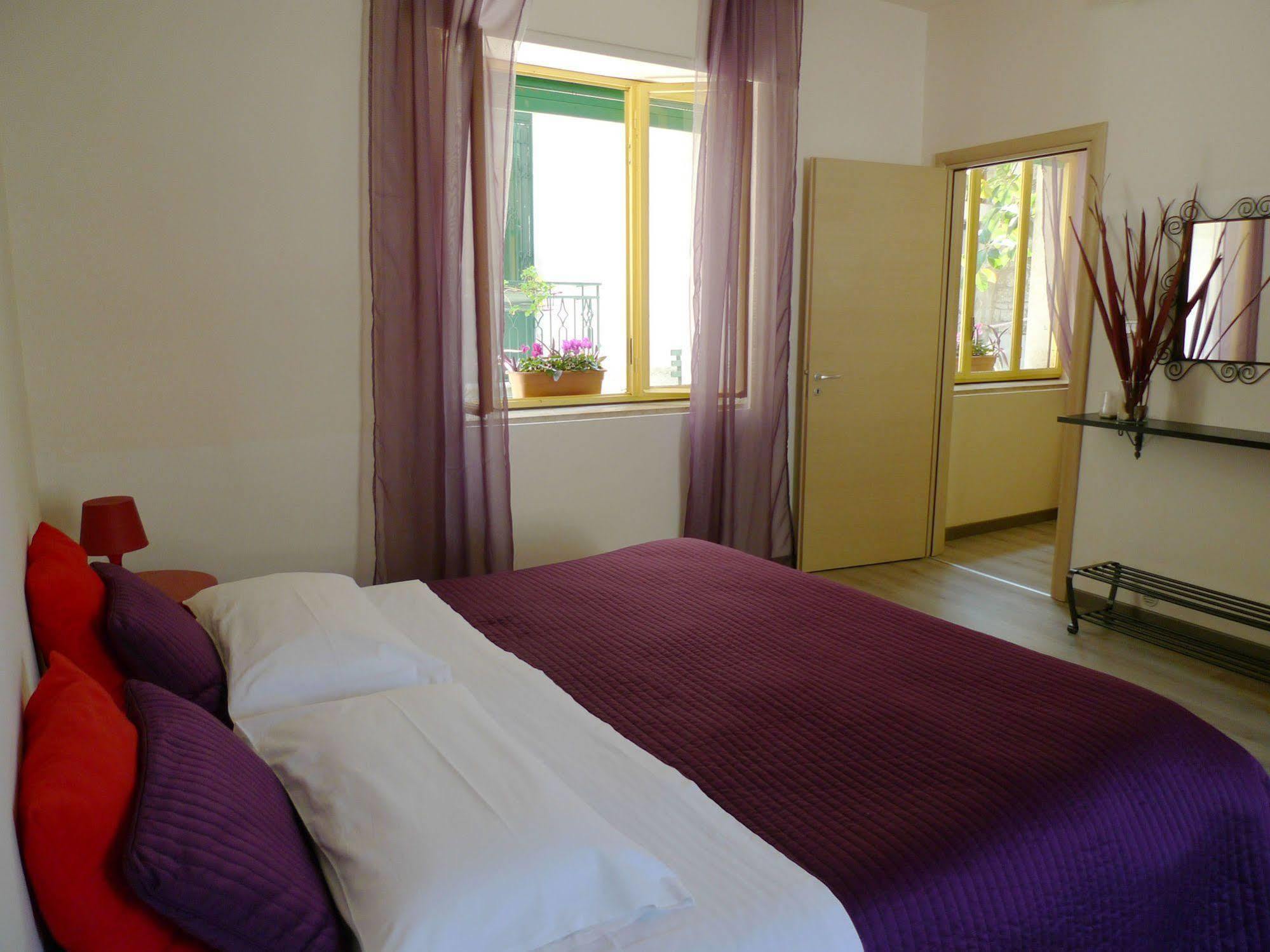 I Tetti Di Siciliando Bed & Breakfast Модика Екстериор снимка