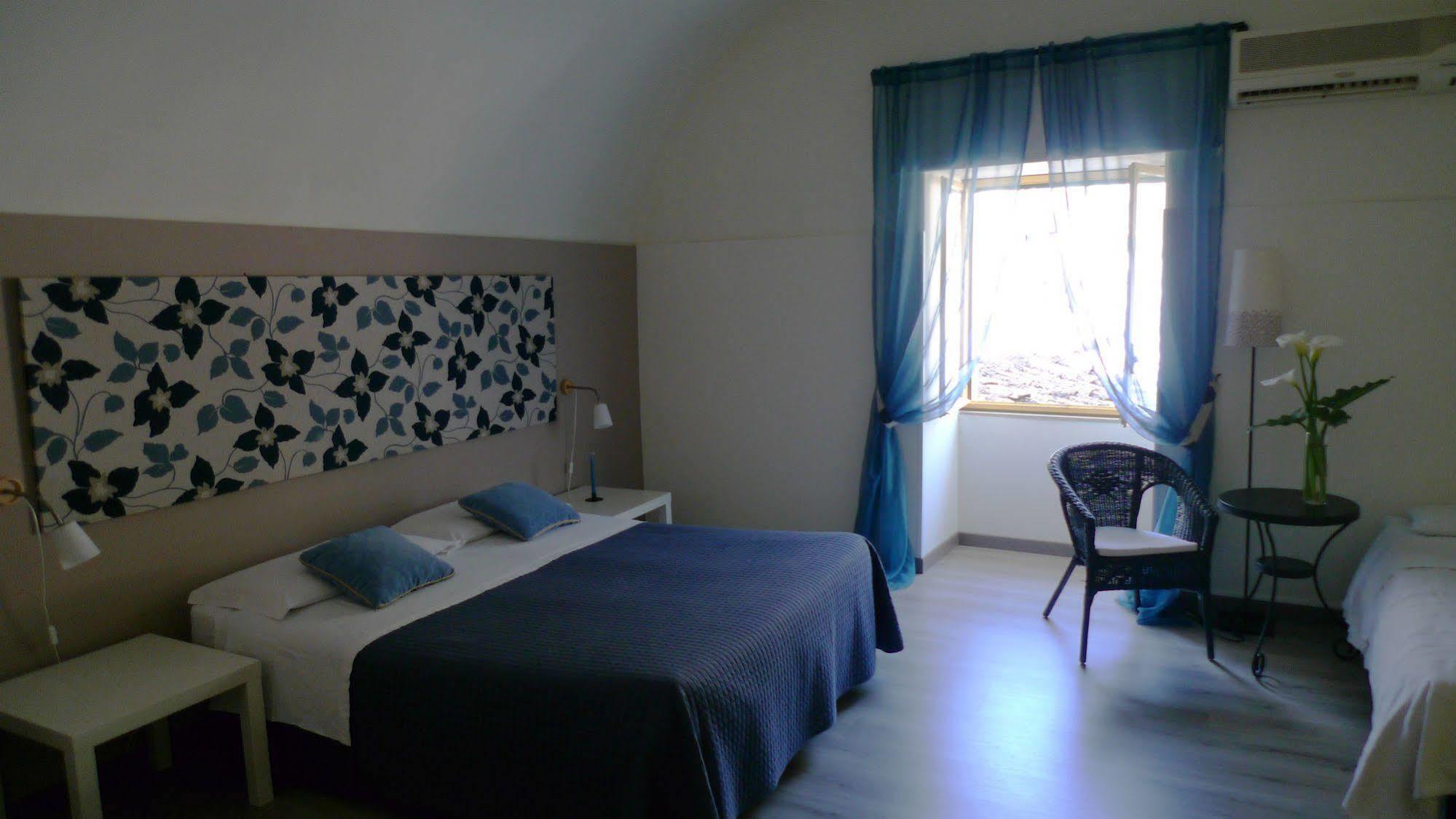 I Tetti Di Siciliando Bed & Breakfast Модика Екстериор снимка